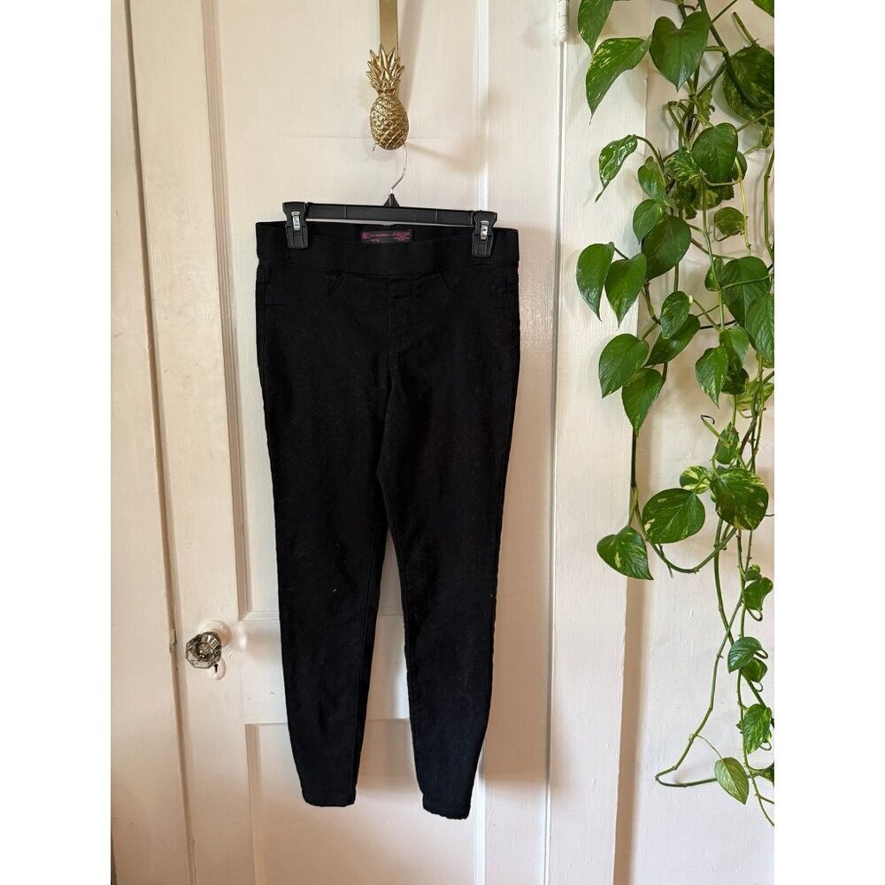 No boundaries women size medium black pants